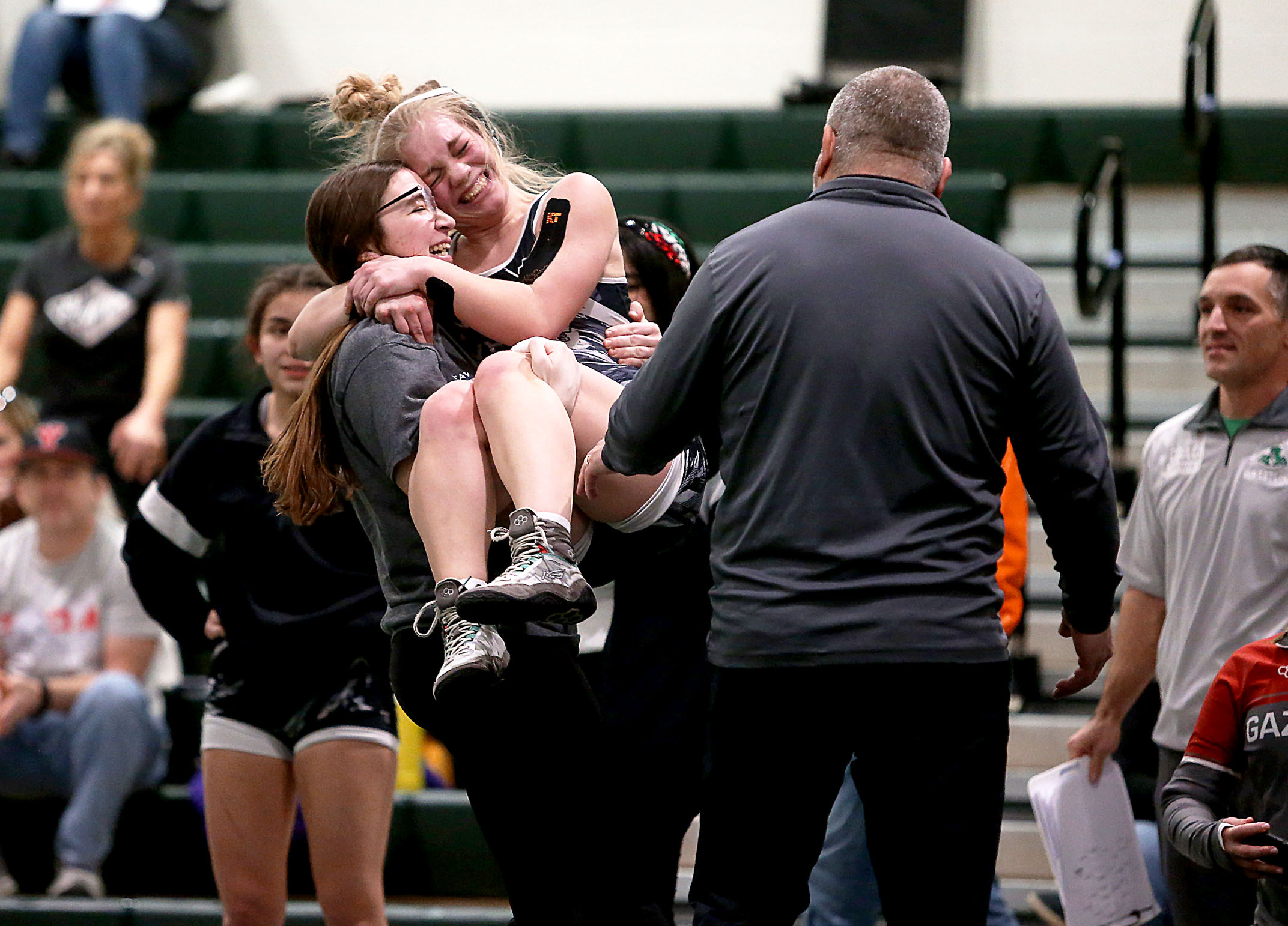 PHOTO GALLERY: Region 2 girls wrestling 