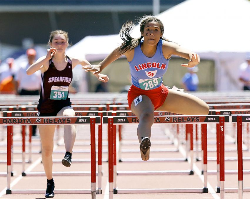 Class AA track and field leaders - Sioux Falls Lincolnâ€™s Dymond Nave is fastest 100-meter hurdler in South Dakota