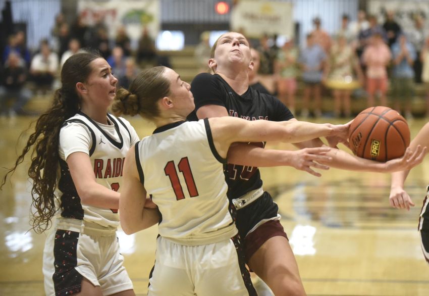 Watch the 43rd annual girls Hanson Classic on LiveTicket.Tv