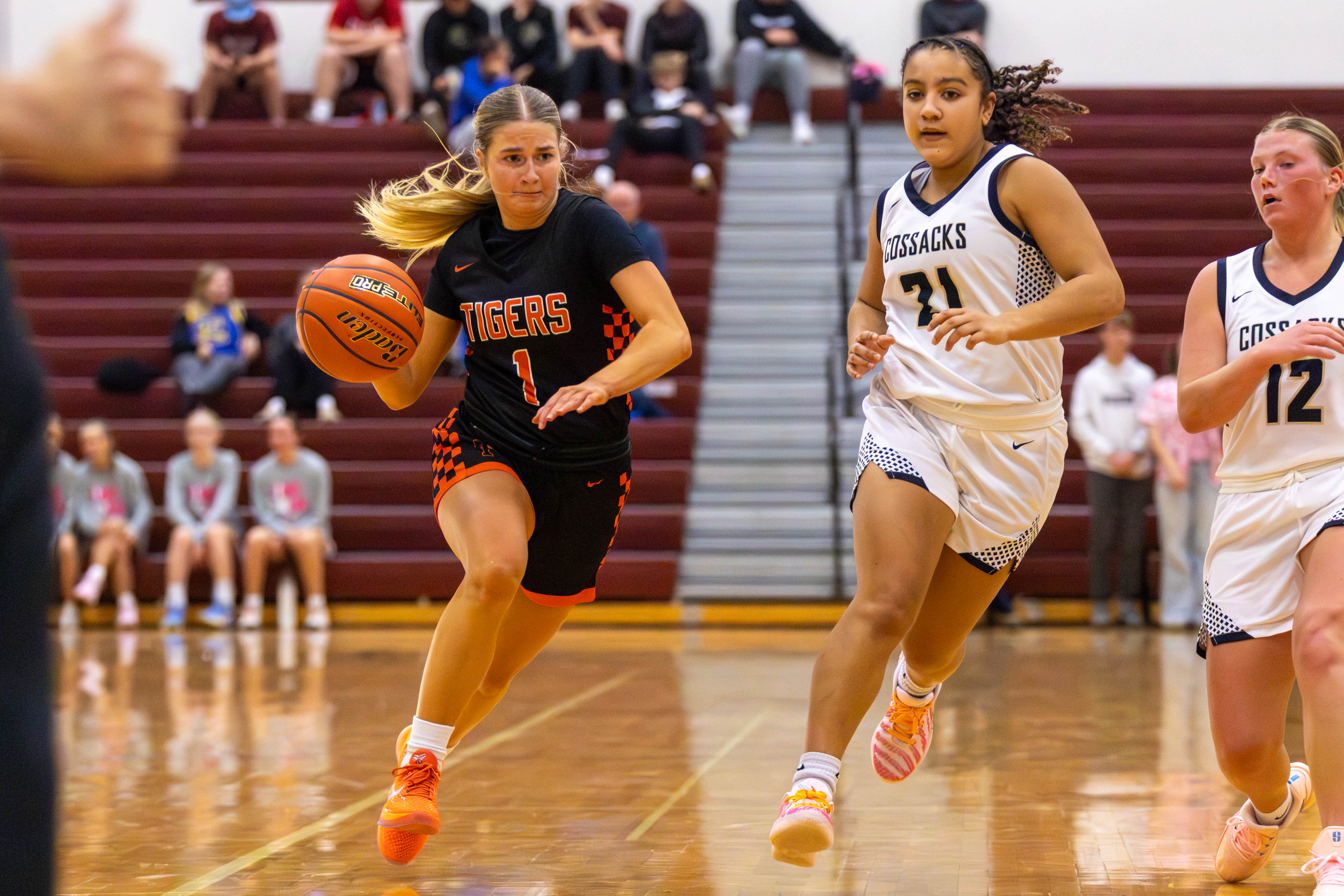 PHOTO GALLERY: America's Hometown Classic - Sioux Valley girls vs Mobridge-Pollock