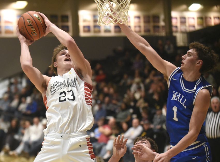 ‘Played as a team for Kobee’ - Viborg-Hurley outlasts Wall at Midwest Miracles Classic, an event organized by former teammate Kobee Sherman 