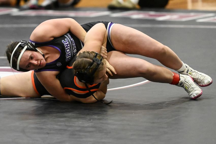 Belle Fourche wrestlers Alexa Swaney and Kyra Vandenberg ushering in new era of success for Bronc wrestling