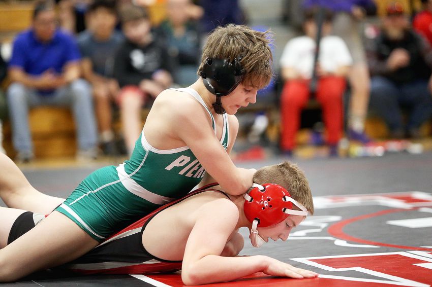 Friday Jan. 5 Wrestling Roundup - Pierre has slim lead over Canton after Day 1 of the Mid-Dakota Monster