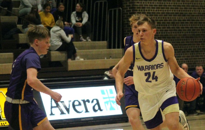 Winner pulls away from Custer at Sacred Hoops Classic 