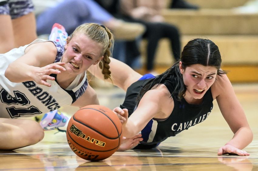 Jan. 7 Girls Basketball Roundup - St. Thomas More outlasts Belle Fourche in Tuesday action 