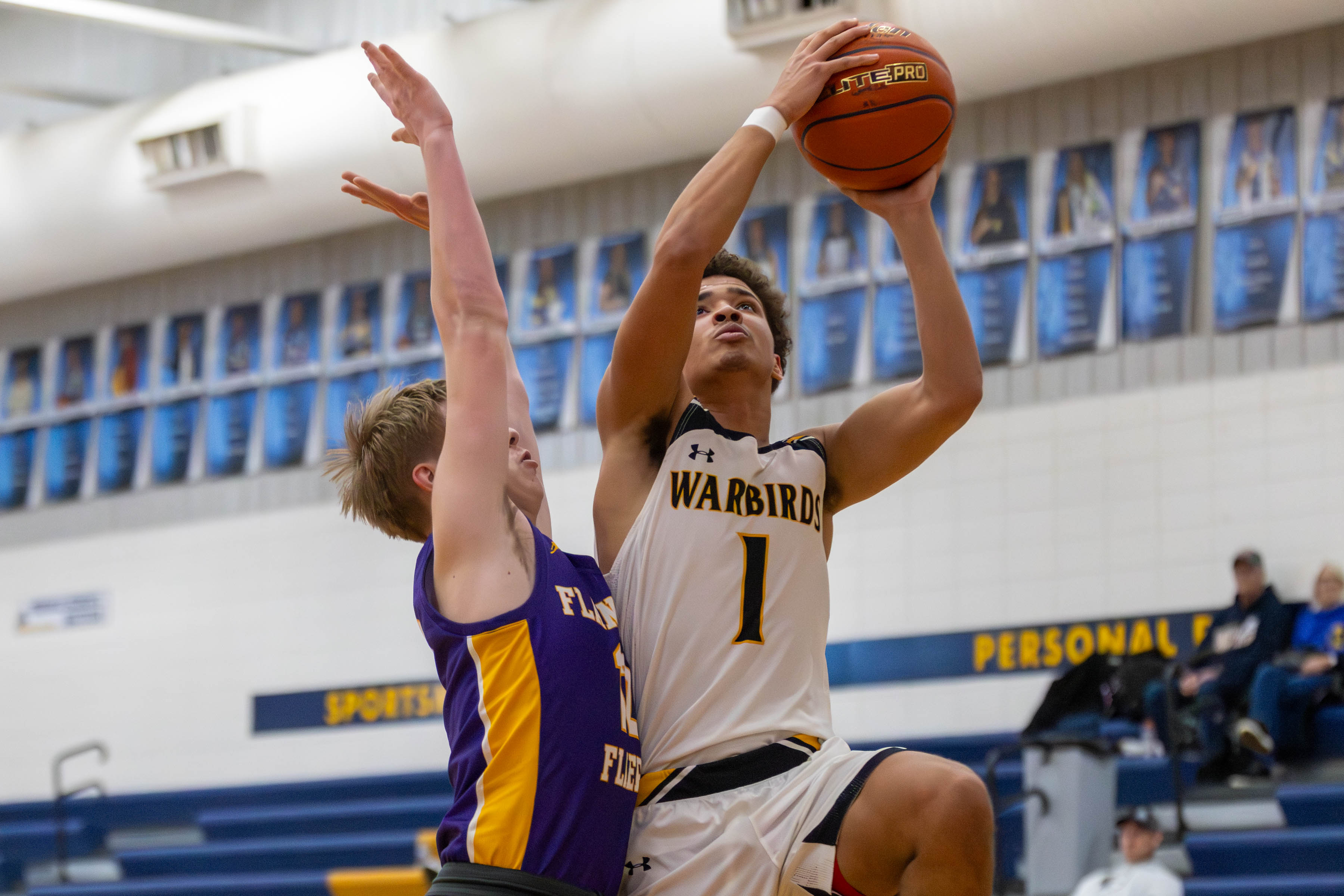 PHOTO GALLERY: Wolsey-Wessington Warbirds vs. Flandreau Fliers at Round Ball Classic