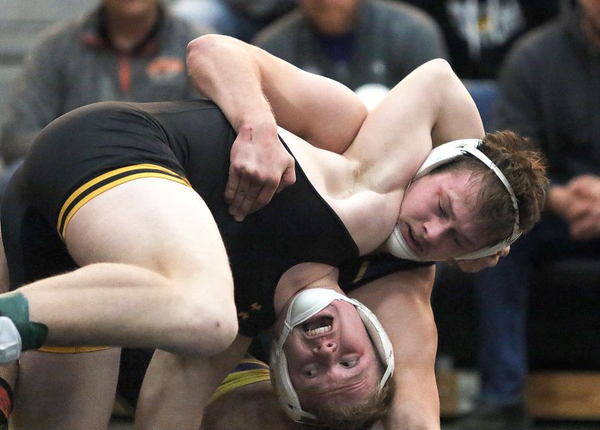 Pierre, Winner and South Border take weekend wrestling titles