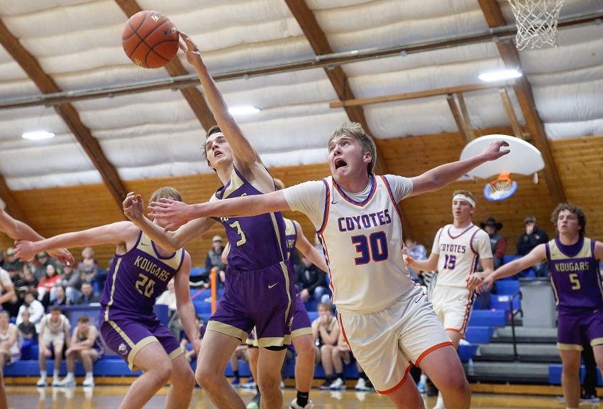 Tuesday, Jan. 16 Basketball Scores