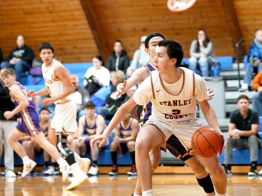 Jan. 18 Boys Basketball Roundup - Stanley County captures first Jones County Invitational title since 1997 