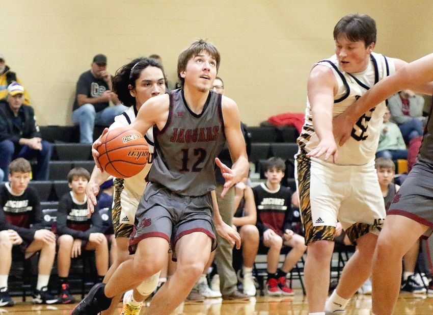 Jan. 17 Boys Basketball Roundup - Corsica-Stickney earns boys basketball win over Andes Central/Dakota Christian