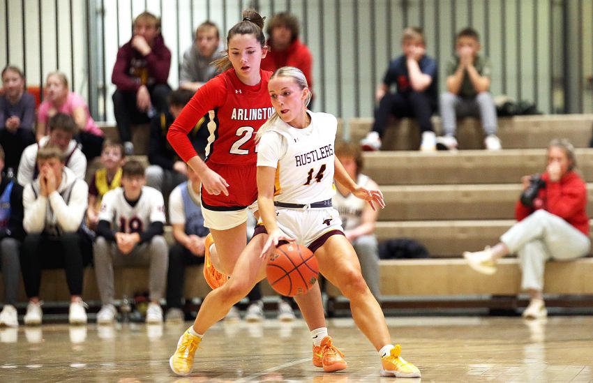 Ava Lingemann nails 12 3-pointers for Ethan Rustlers 