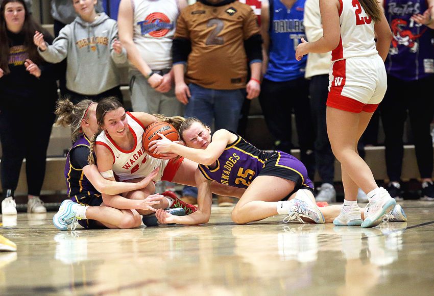 Friday, Jan. 19 Basketball Scores 