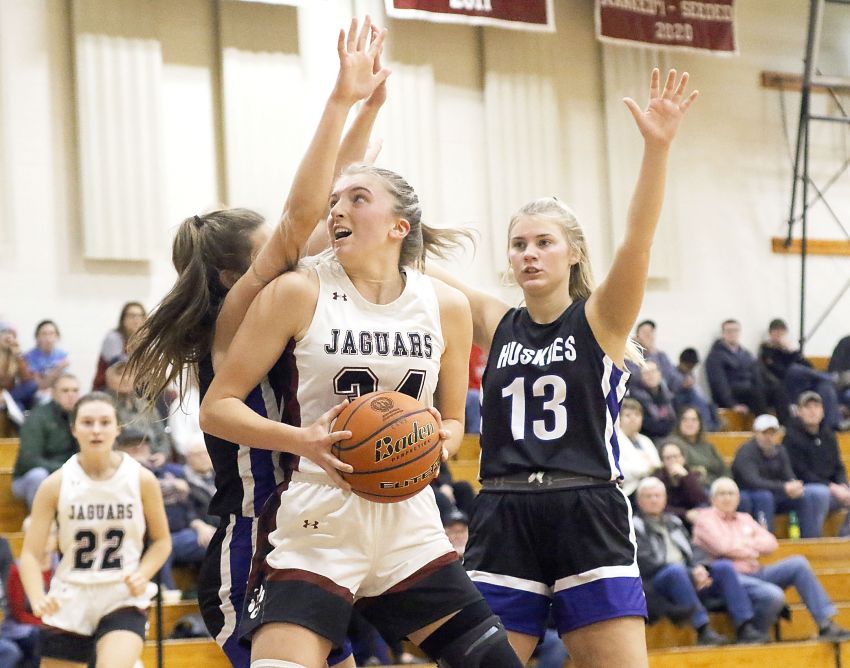 Jan. 24 Basketball Roundup - Balanced scoring attack pushes Corsica-Stickney past Bridgewater-Emery 