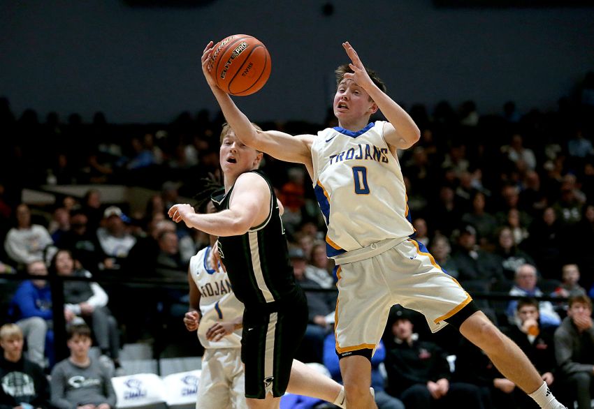 No. 1 West Central outlasts No. 3 Clark/Willow Lake in nightcap at Hanson Classic 