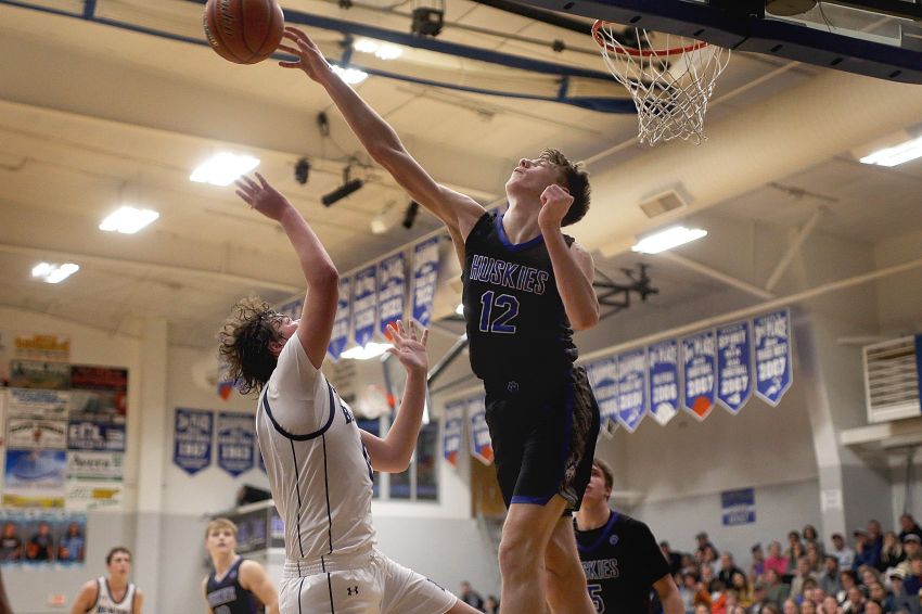 Jan. 26 Boys Basketball Roundup - Bridgewater-Emery edges Hanson by three-point margin 