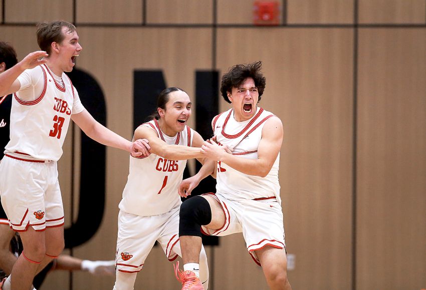 Jan. 30 Boys Basketball Roundup - D.J. DeSloover’s buzzer-beater propels Chamberlain past Mobridge-Pollock 