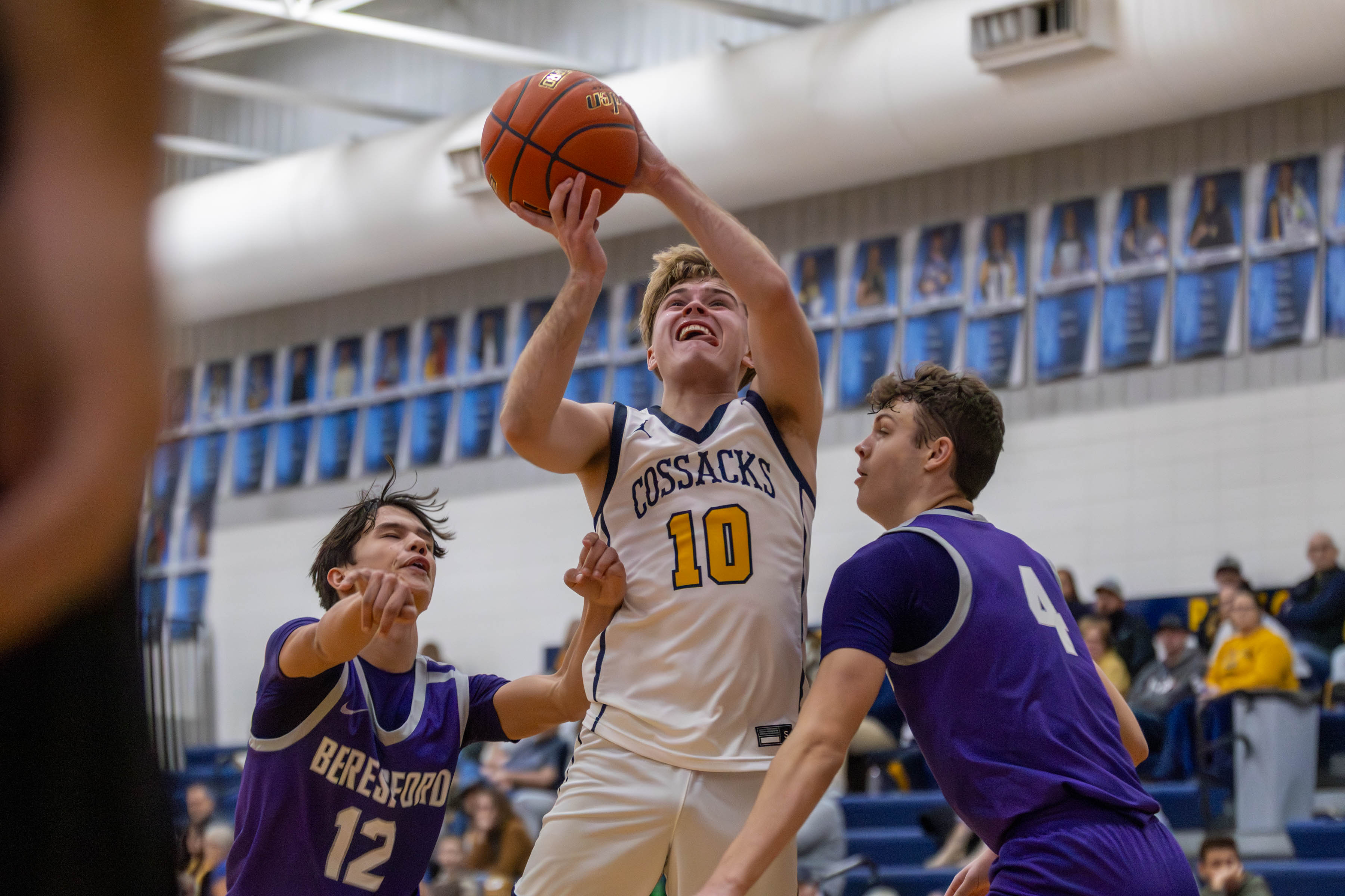 PHOTO GALLERY: Beresford Watchdogs at Sioux Valley Cossacks boys basketball