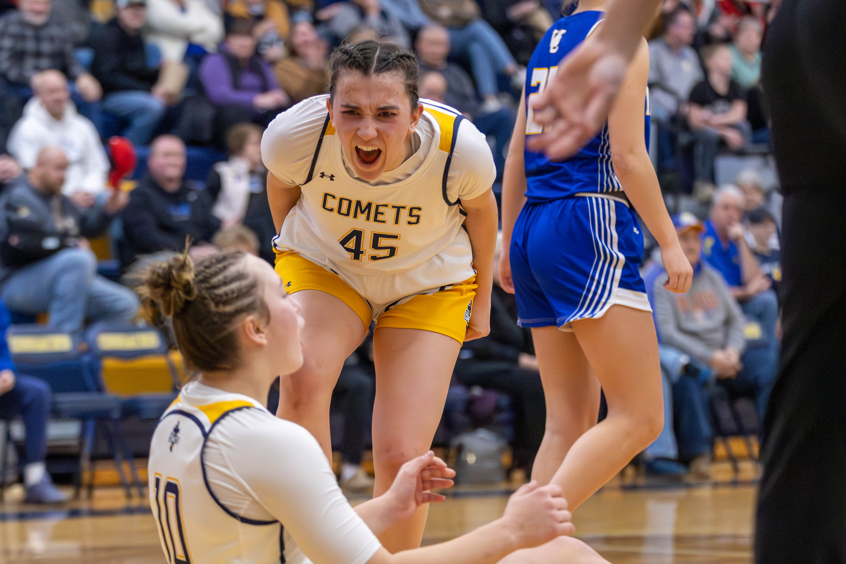 PHOTO GALLERY: Rapid City Comets vs West Central Trojans girls basketball at Round ball Classic