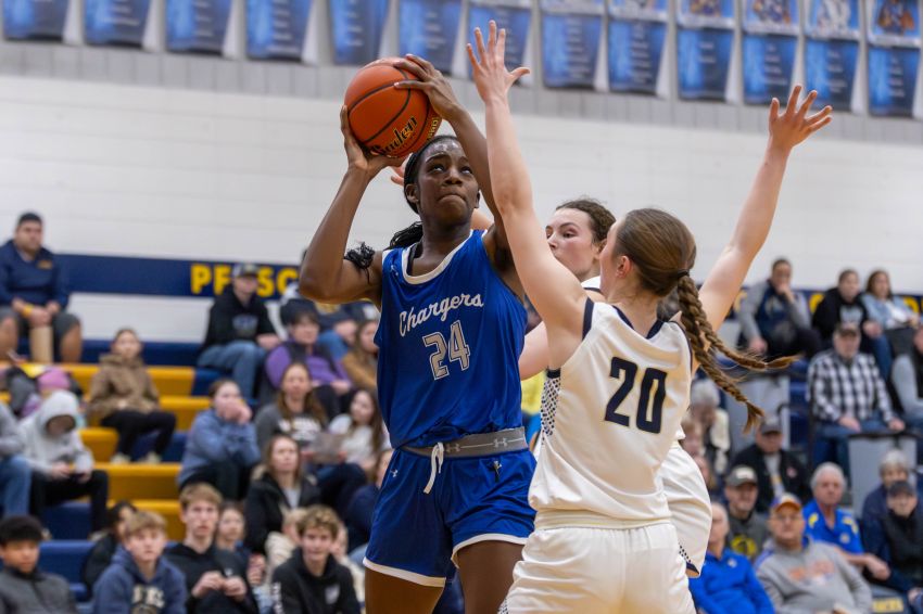 Lezlei Setzer anchoring Sioux Falls Christian’s quest for another state tourney berth