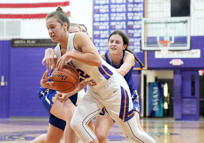 Feb. 3 Basketball Scores