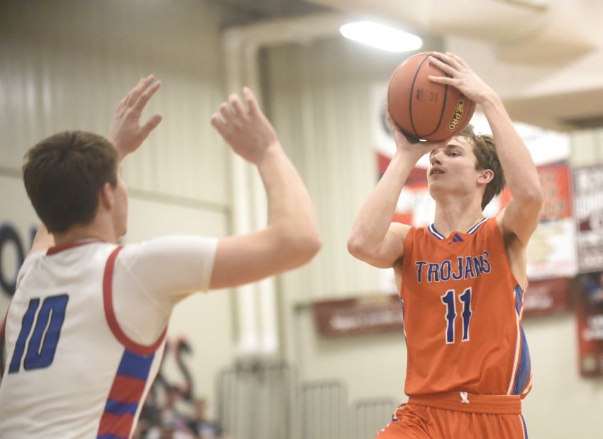 Feb. 5 Boys Basketball Roundup - No. 7 Parkston clips Sanborn Central/Woonsocket for three-point win 