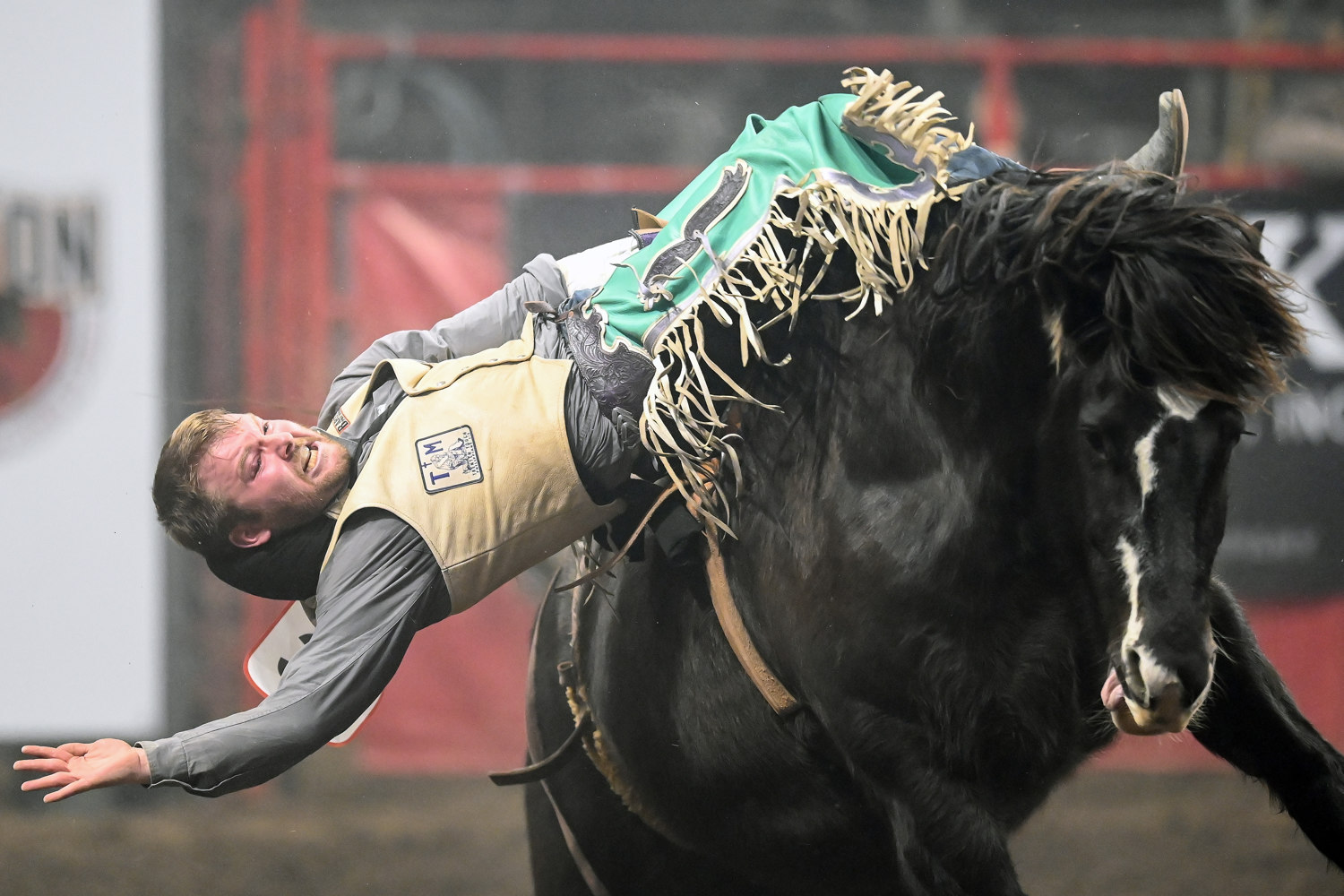 PHOTO GALLERY: Action from Rodeo Rapid City's final performance