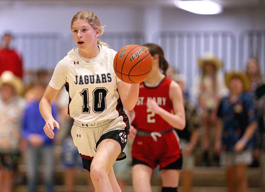 Jan. 2 Girls Basketball Roundup - Braylee Bordewyk's 3-pointer lifts Corsica-Stickney past No. 2 Sanborn Central/Woonsocket 