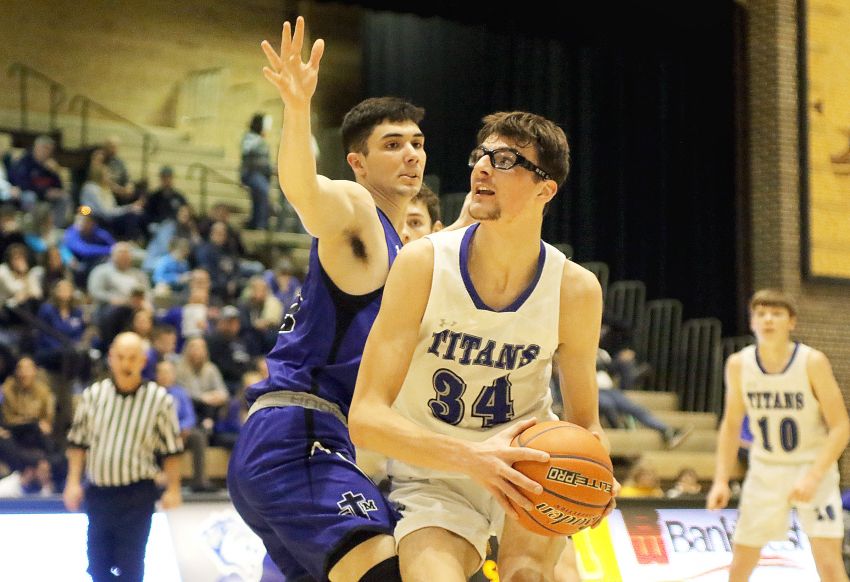 'She looked down on us' - MVP's Jordan Stoltz playing for mother at state tournament 