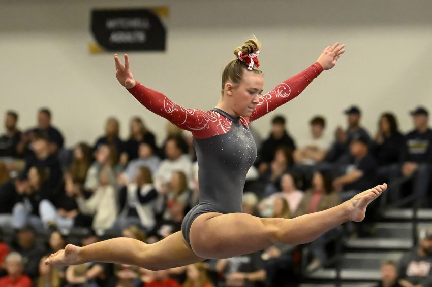 Estelline/Hendricks' Hausman captures Class A all-around title