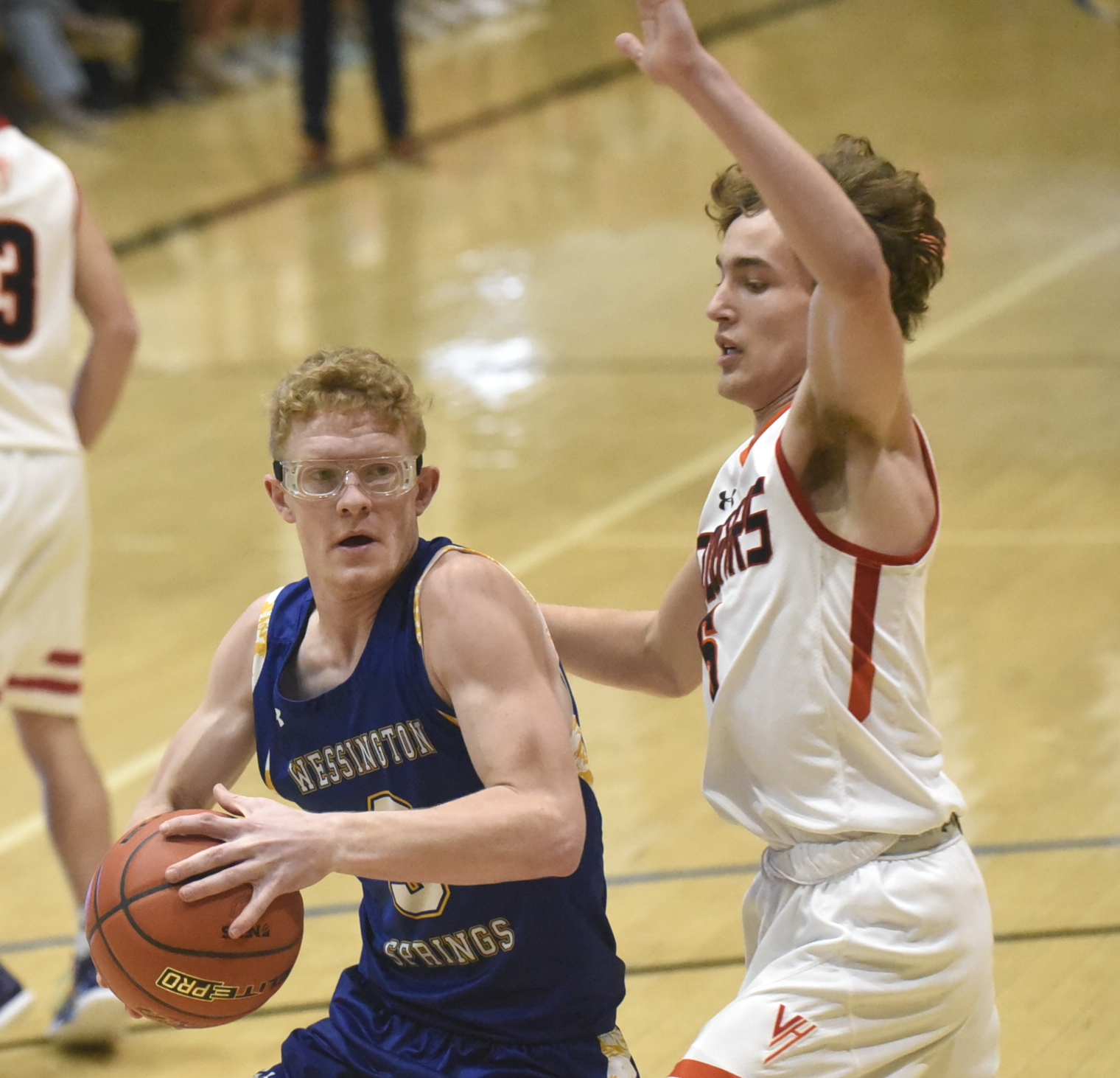 PHOTO GALLERY: Boys DWU/Culver's Classic - Wessington Springs vs. Viborg-Hurley 