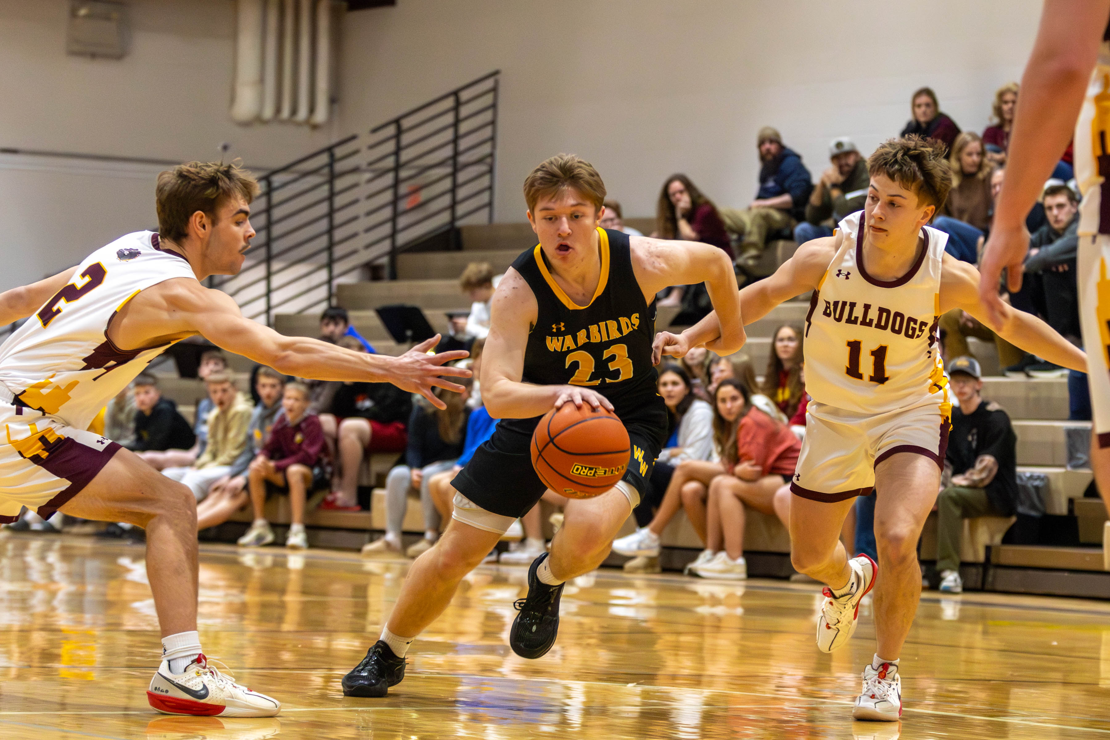 PHOTO GALLERY: Wolsey-Wessington Warbirds vs De Smet Bulldogs boys basketball