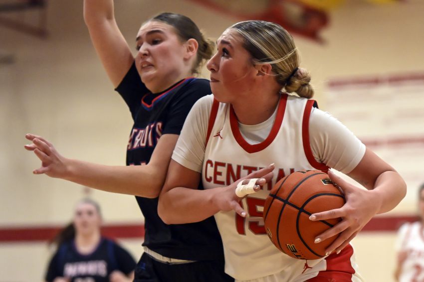 Feb. 17 Girls Basketball Roundup - Leah Landry’s double-double paces Rapid City Central past Douglas