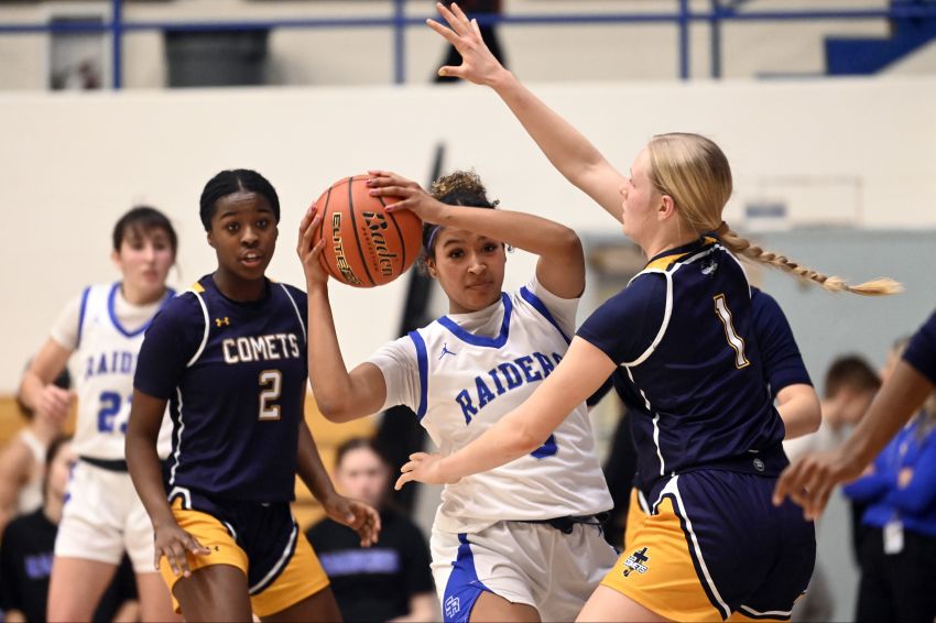 Feb. 21 Girls Basketball Roundup - Taaliyah Porter sets Rapid City Stevens all-time scoring record in Friday victory 