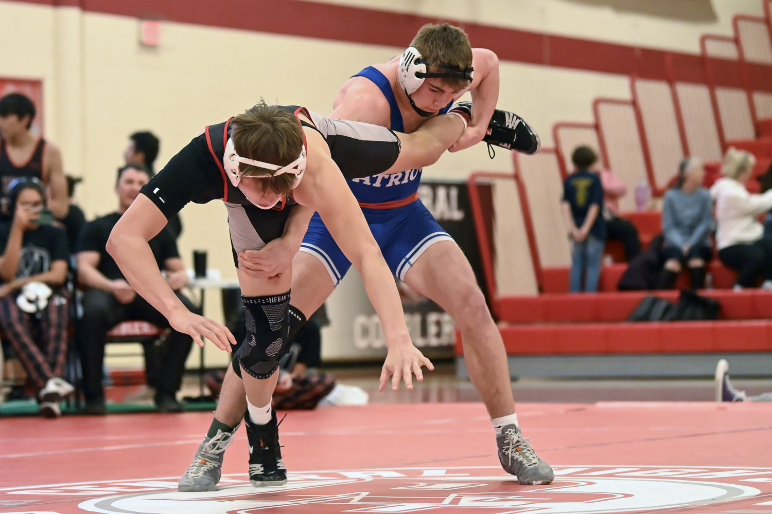 PHOTO GALLERY: Region 4A boys wrestling action