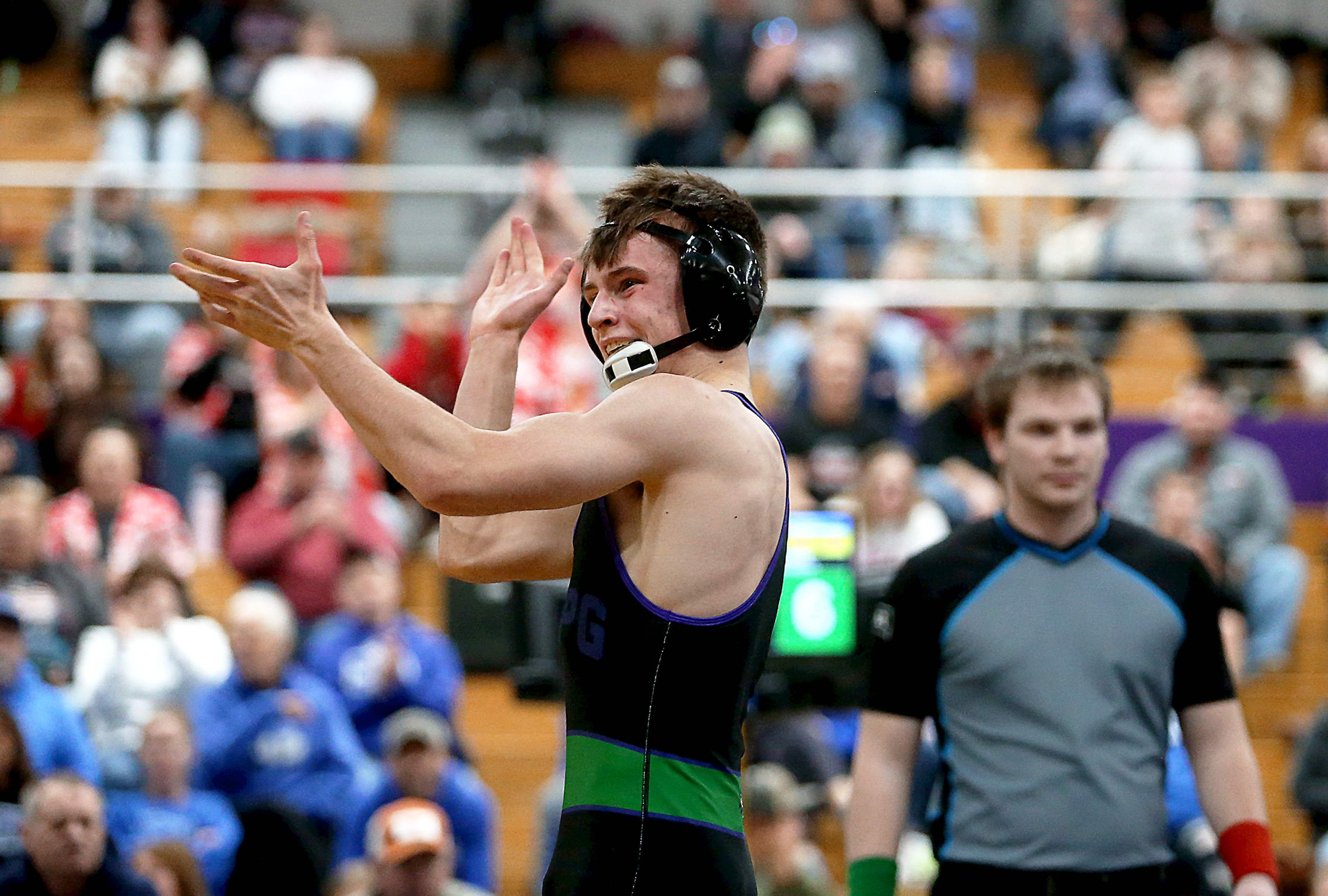 PHOTO GALLERY: HS Wrestling - Region 3B tournament