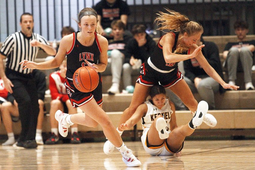 Girls Class AA SoDak 16 Previews