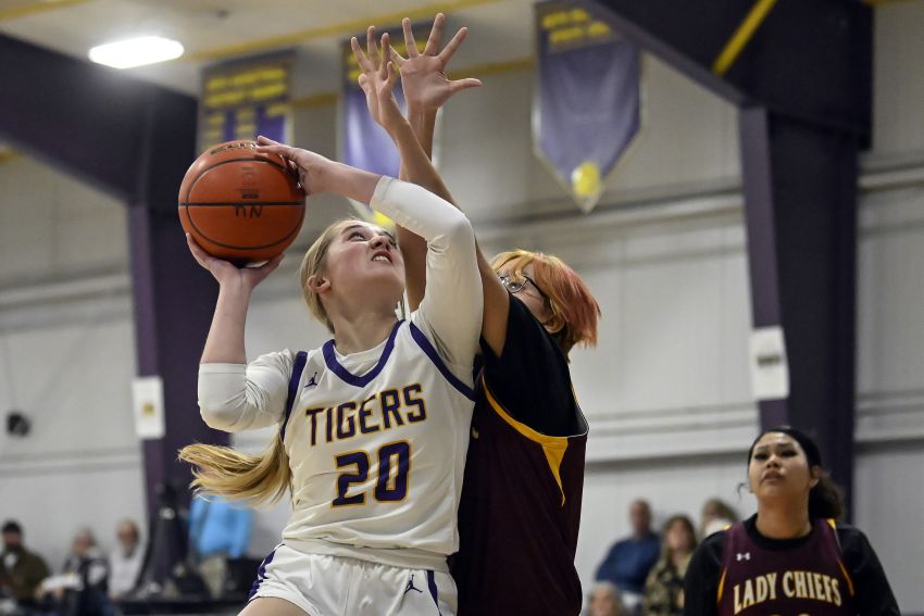 Feb. 23 Girls Basketball Roundup - New Underwood picks up Region 7B tourney win over Crazy Horse 