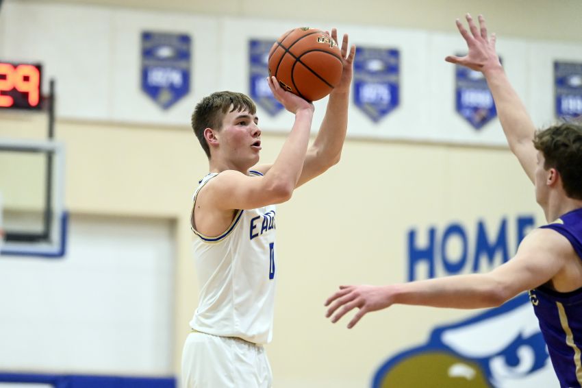 Wall's Emmet Dinger named Western Great Plains Conference MVP 