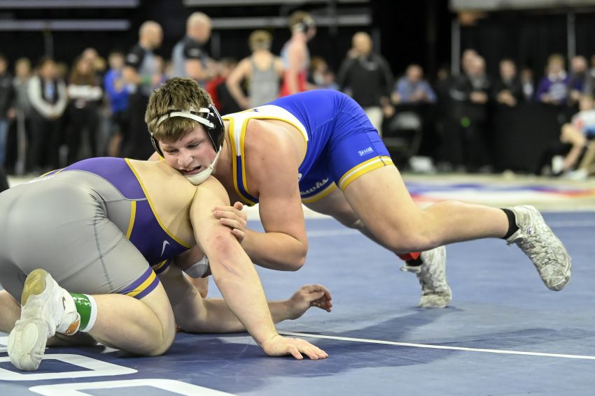 Canton continues to lead Class B standings at state wrestling tourney 