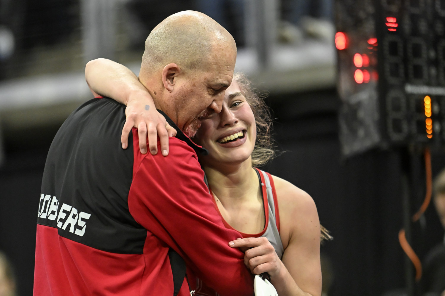 PHOTO GALLERY: Action from the girls semifinals at the state tournament