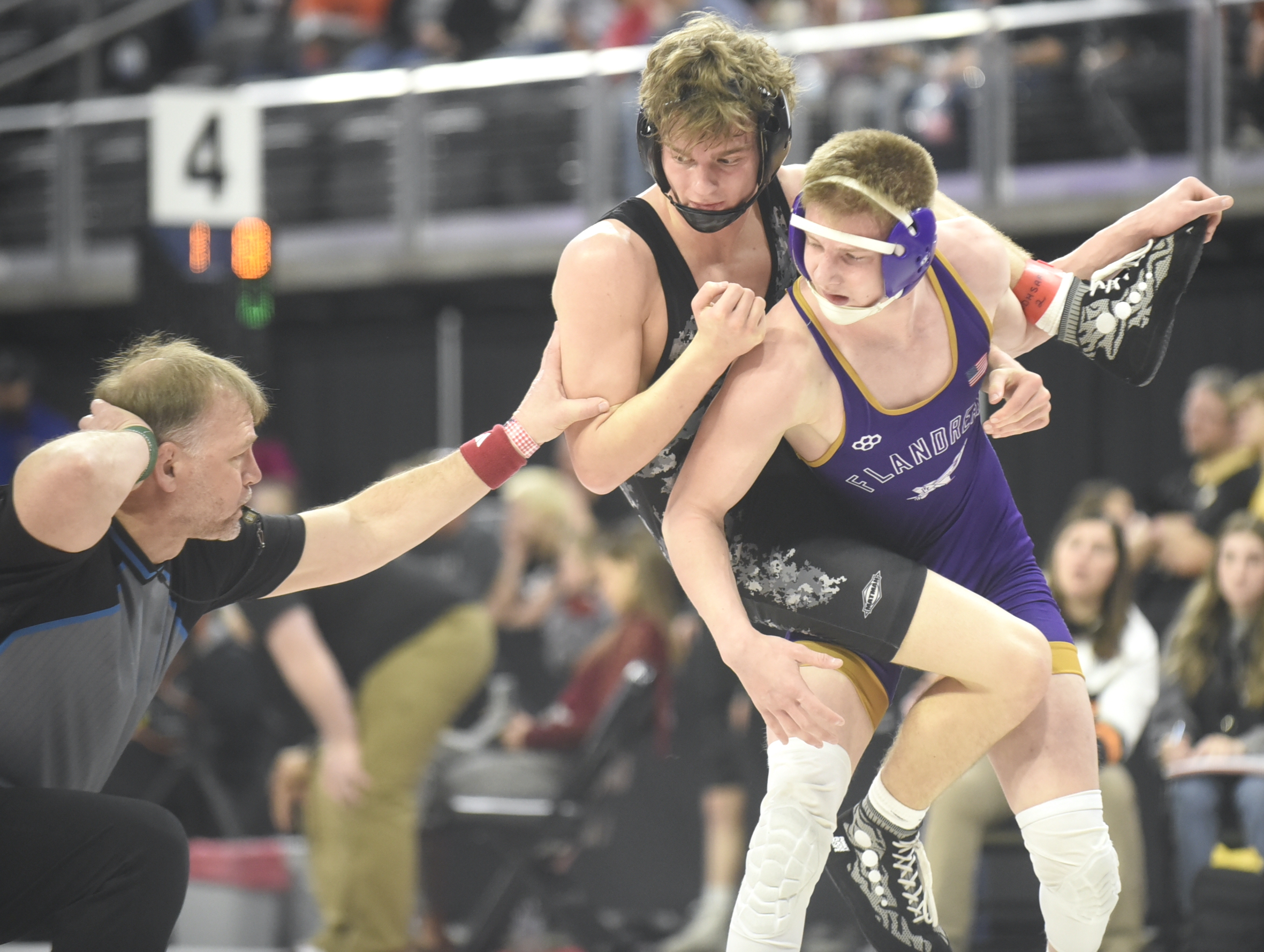 PHOTO GALLERY: Class B Consolation Matches at State Wrestling Tournament 