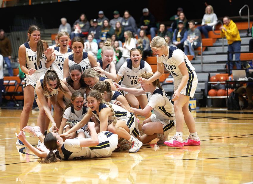 Class A state girls basketball pairings