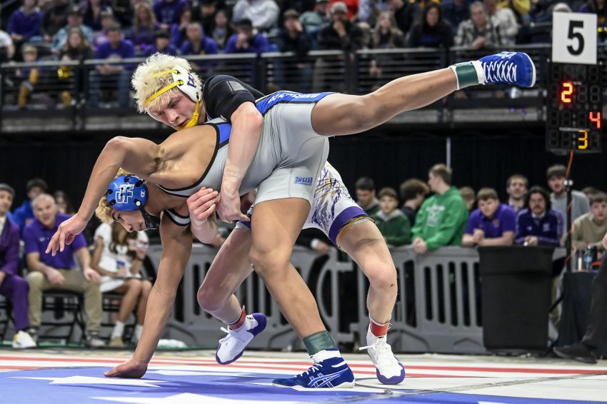 Class A Boys Wrestling Top Returners - Watertown’s Gage Lohr chasing fourth consecutive state championship 