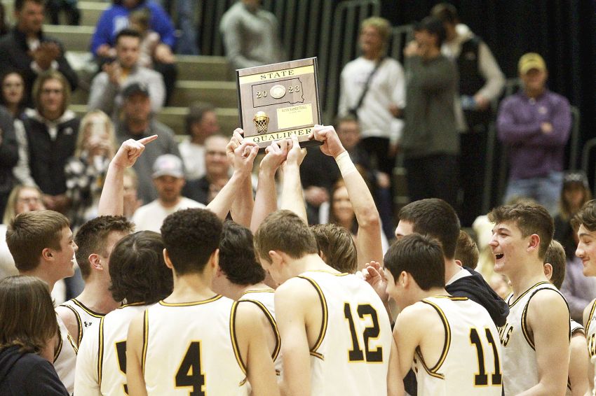 Class AA Boys Basketball Tourney Pairings