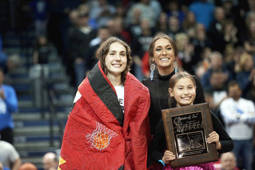 2024 girls basketball Spirit of Su, Spirit of Six and all-tourney recipients 