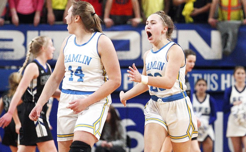 Class A Roundup - Hamlin uses 28-13 first half to pull away from Sioux Falls Christian 