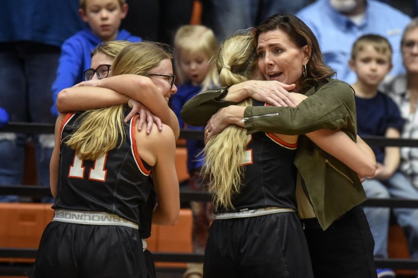 Molly Mason, Viborg-Hurley Cougars go out on top 