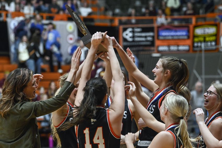 Champs again - Viborg-Hurley sits atop Class B for second straight season