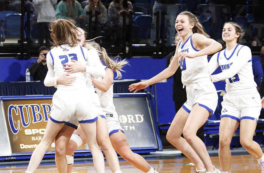 Back on top - St. Thomas More takes care of Hamlin to capture 7th title