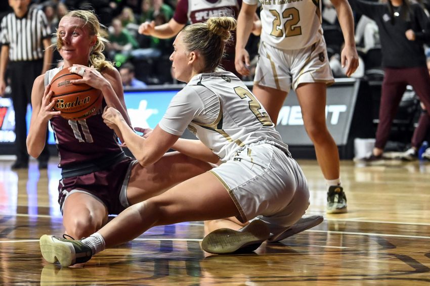 Class AA Girls Basketball Roundup - Spearfish holds off Jefferson, advances to consolation championship  